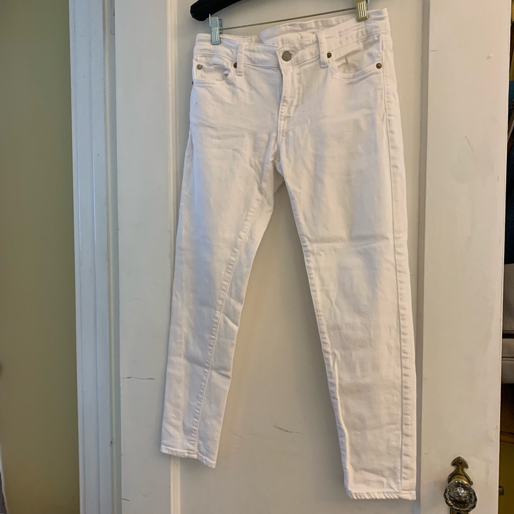 WHITE DENIM SKINNY JEANS